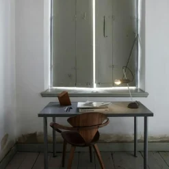 Model 566 Bordslampa, Polerad