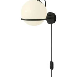 Model 238/1 Vägglampa, Champagne