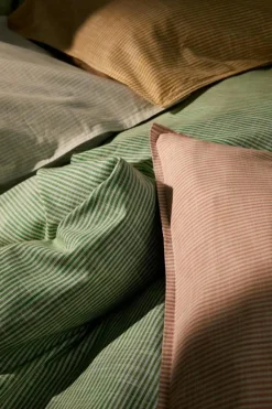 Monochrome Lines Påslakanset 140x200 + 50x70 cm, Grön