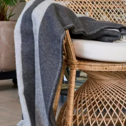 Monogram Pläd 130x200 cm, Grå