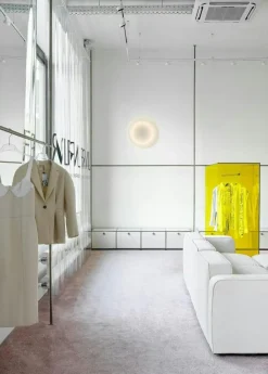 Ingo Maurer Vägglampor-MoodMoon Vägg-/Taklampa 85 cm, Röd