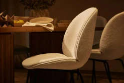 GUBI Matbord Och Barbord-Moon Matbord Elliptical 290x105 cm, Massiv Såpad Ek