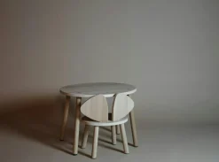 Mouse Barnstol (2-5 år), Mattlackerad Ek