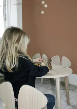 Mouse Barnstol (2-5 år), Mattlackerad Ek