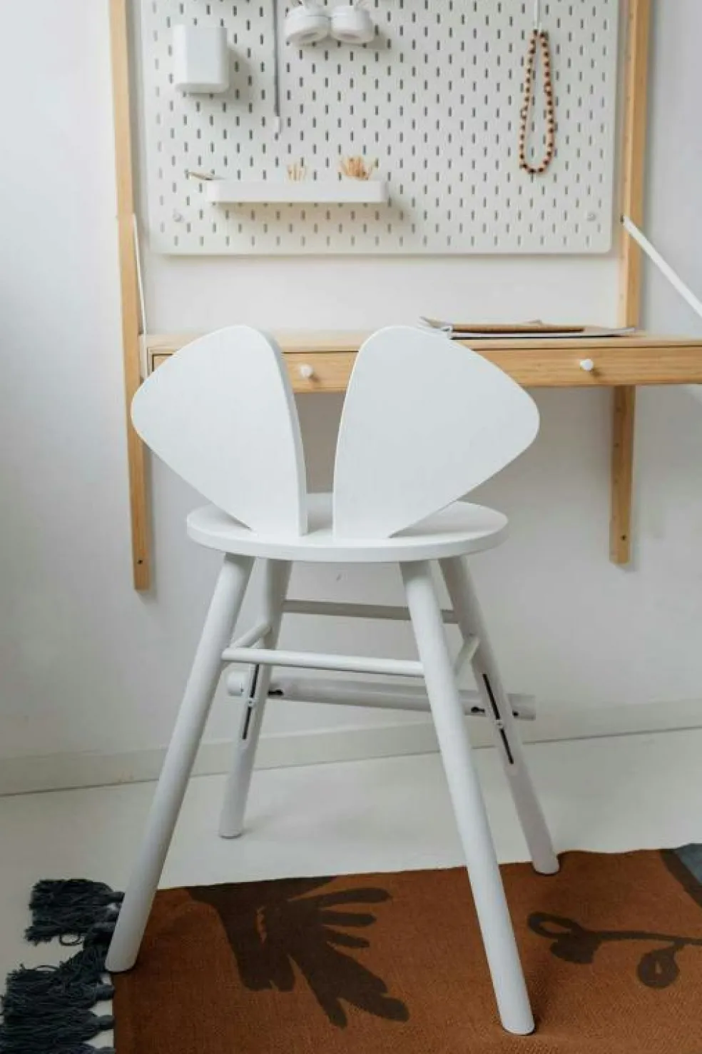 Mouse Junior Barnstol (3-9 år), Vitoljad Ek