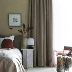 Mimou Gardinlängder-Mörkläggande Hotellgardin 290x250 cm, Pärlvit