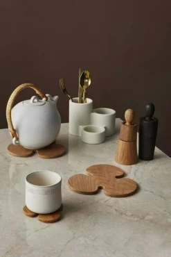 Spring Copenhagen Kryddkvarnar-Mrs Salt Mini Saltkvarn Ek, 16 cm