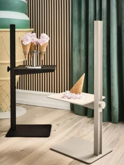 Museum Sidobord, Mörkbrun