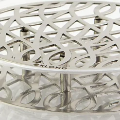 Äng Vas Pond, Mässing