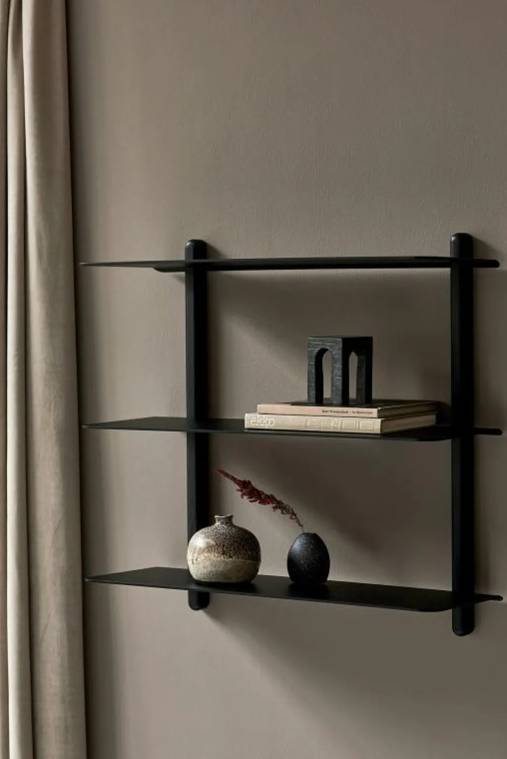 Gejst Vägghyllor-Nivo large A Vägghylla / Vit / Filter Oak