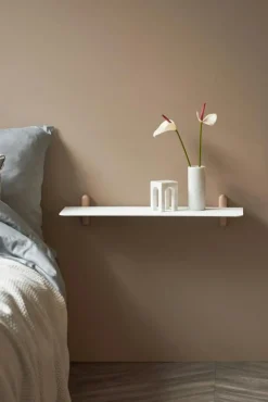 Gejst Vägghyllor-Nivo large G Vägghylla, Vit / Ek