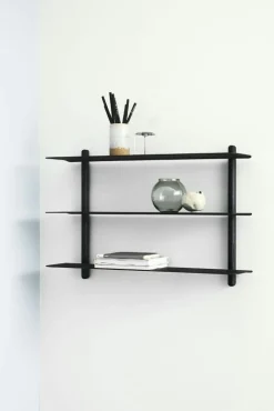 Gejst Vägghyllor-Nivo Vägghylla A, Ljus Ek / Vit