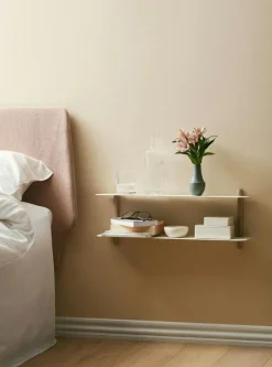 Nivo Vägghylla F, Svart Ask / Svart