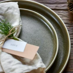 Studio Round Assietter-North Tallrik 21 cm, Matte White/Matte Moss