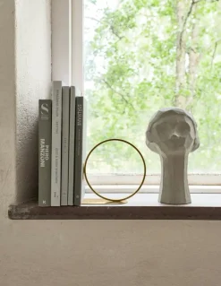 Cooee Design Skulpturer-Ollie Skulptur, Limestone