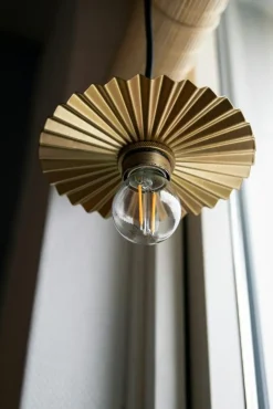 Globen Lighting Fönsterlampor|Pendellampor-Omega Pendel, Guld