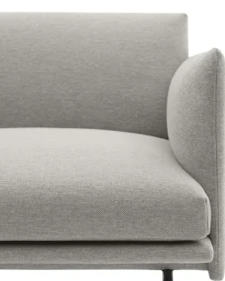 Outline Fåtölj, Svart Aluminium / Refine Leather Cognac