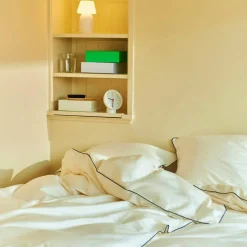 Outline Örngott 80x80 cm, Milk Chocolate