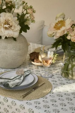 Oval Paper Straw Bordstablett 35x45 cm, Röd