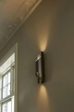 LYFA Vägglampor-PAN 95 Vägglampa, Bronzed