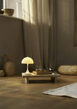 Louis Poulsen Portabla Lampor|Portabla Lampor-Panthella 160 Bordslampa Portabel V3, Opalvit