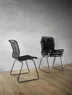 Montana Stolar-Panton One Stol, Svart Papper / Svart