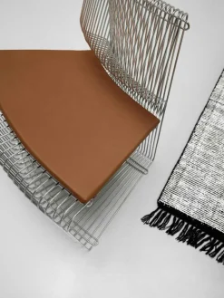 Pantonova Sittdyna Konkav, Svart Läder