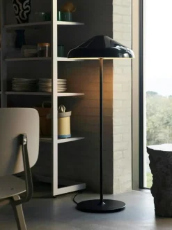 Pao Golvlampa, Vit Opalglas