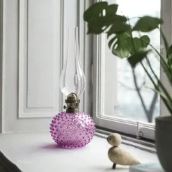 Paris Oljelampa, Amber