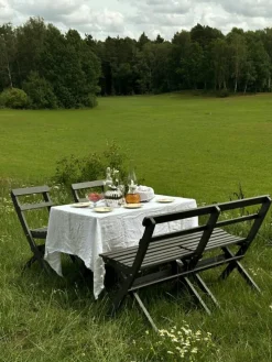 Paris Oljelampa, Amber