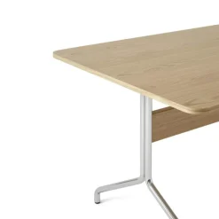 Pavilion AV18 Matbord 160x90 cm, Valnöt/Krom