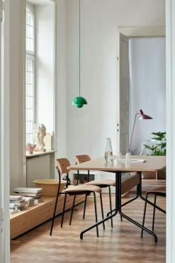 Pavilion AV24 Matbord 250x110 cm, Valnöt/Krom