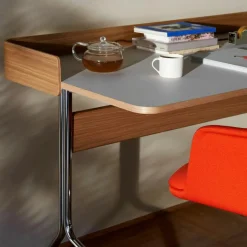 Pavilion AV17 Skrivbord, Mushroom / Oak / Chrome Leg