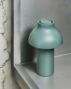 PC No 2 Bordslampa Portabel, Oliv