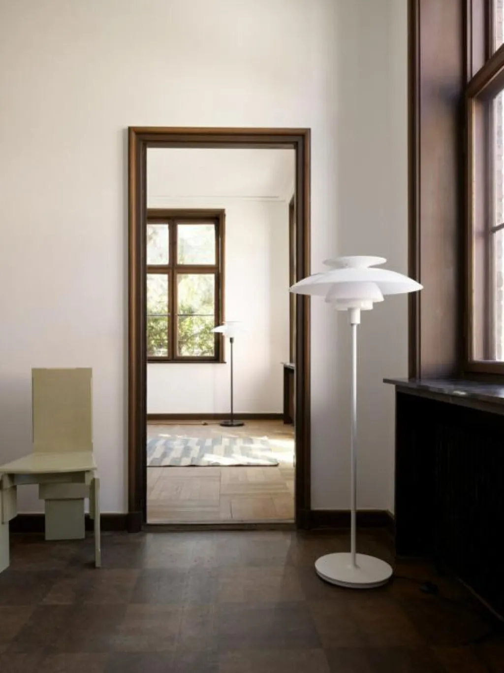 Louis Poulsen Golvlampor-PH 80 Golvlampa Med Dimmer, Vit Opal Akryl / Svart