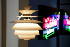 PH Snowball Pendel, Vit / Krom