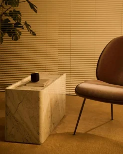 GUBI Soffbord-Pietra Sidobord 33x33 cm, Travertin