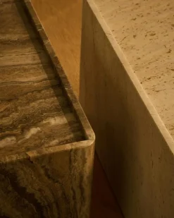 GUBI Soffbord-Pietra Sidobord 33x33 cm, Travertin