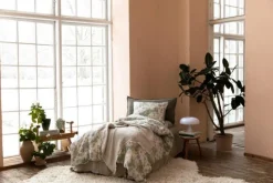 Barn Garbo & Friends Bäddset|Barnsängkläder-Plumbago Bäddset, 70x80 + 28x35 cm