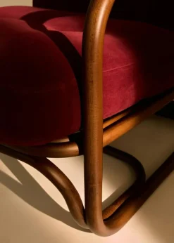 GUBI Fåtöljer-Poltrona Tria Fåtölj, Bouclé 001