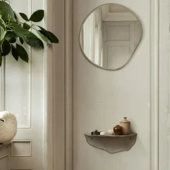 Pond Väggspegel 52x50 cm, Mässing