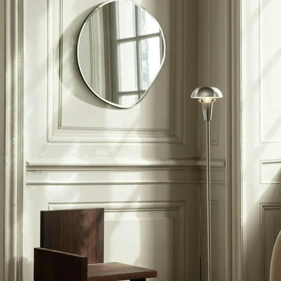 Pond Väggspegel 52x50 cm, Mässing