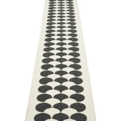 Pappelina Plastmattor-Poppy Matta /Vanilla, 70x250 cm