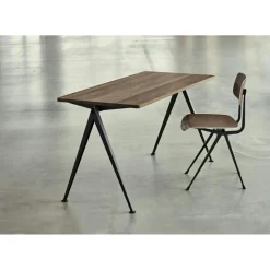HAY Skrivbord-Pyramid Desk 01 140X75, Black Frame/Smoked