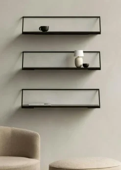 Rail Hylla, Naturlig ek