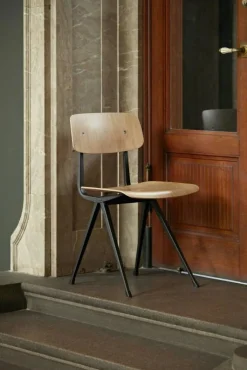 HAY Stolar-Result Stol, Svart / Ek Vattenbaserad Lack