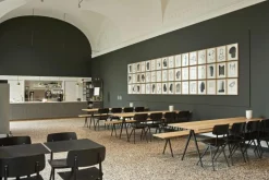 HAY Stolar-Result Stol, Svart / Ek Vattenbaserad Lack