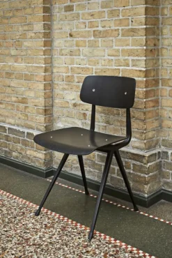 HAY Stolar-Result Stol, Svart / Ek Vattenbaserad Lack