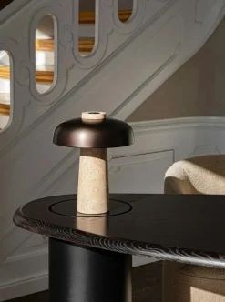 Audo Copenhagen Bordslampor-Reverse Bordslampa, Carrara / Svart