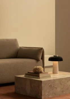 Audo Copenhagen Bordslampor-Reverse Bordslampa, Carrara / Svart